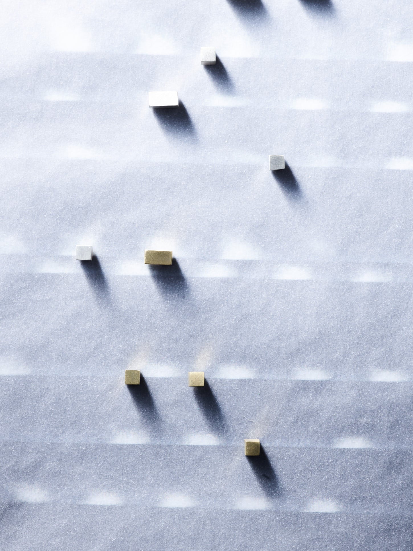 Earrings-in-shadow-and-light-aBrazg-studio
